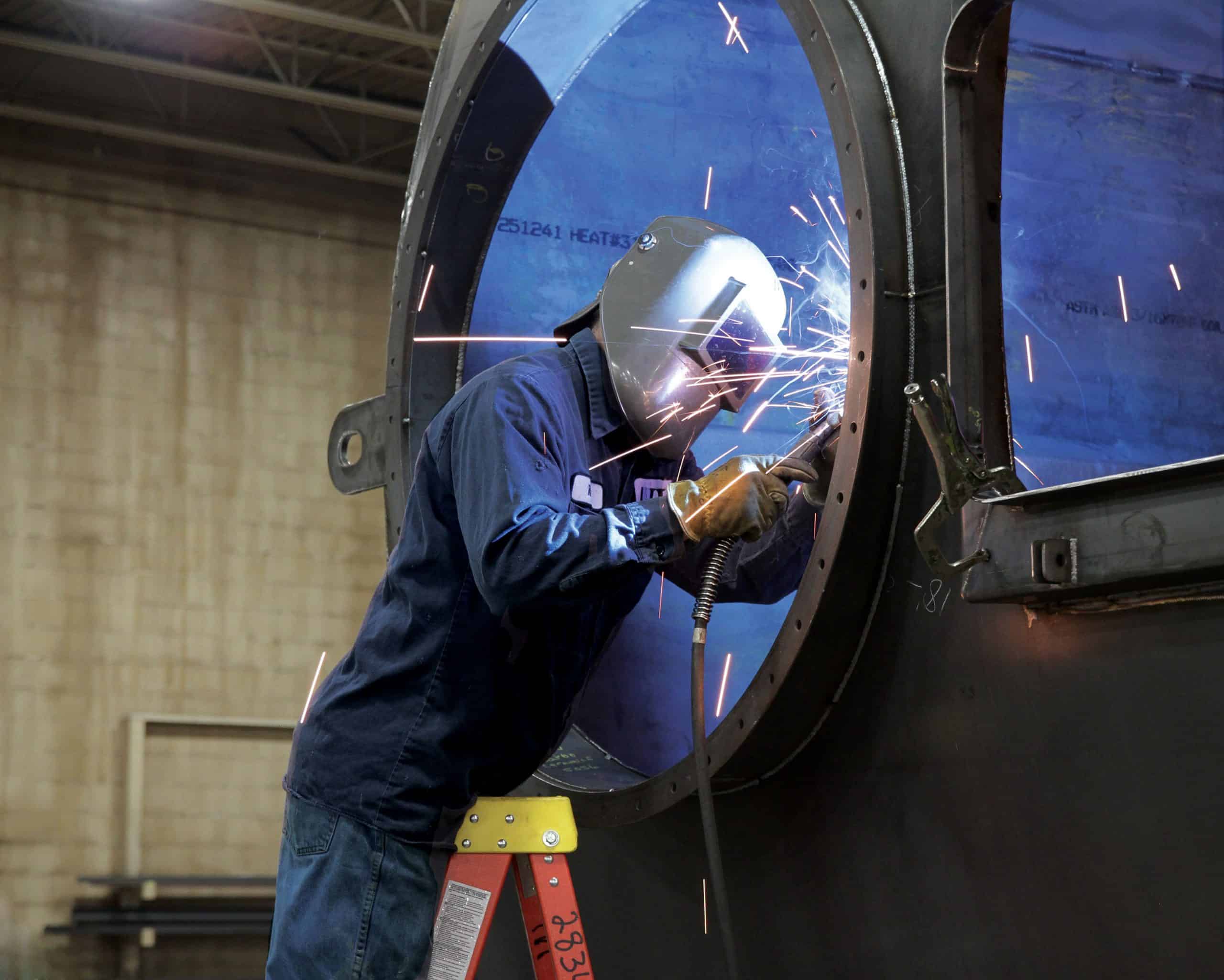 Fabricator welding ductwork