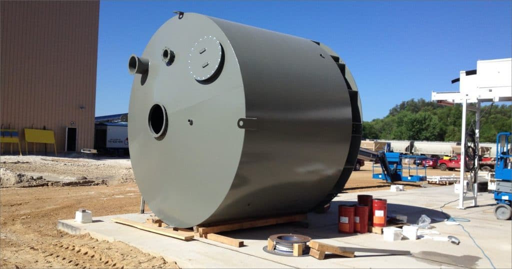 Storage tank for mining