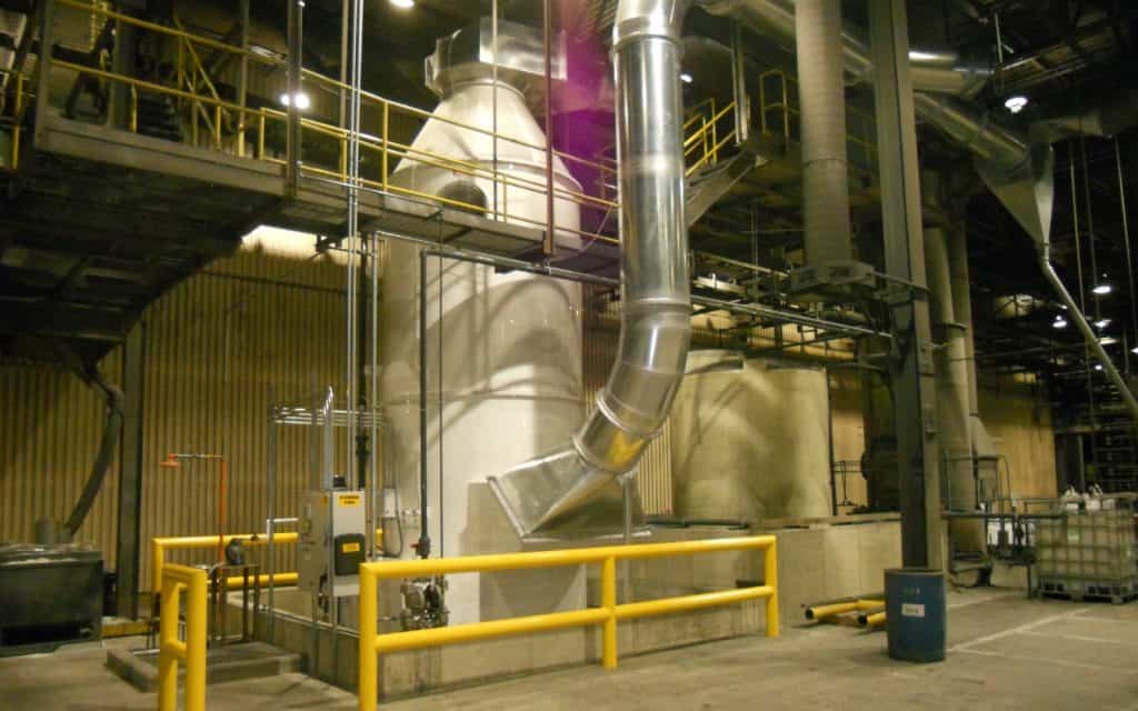 Baghouse dust collector for plastics